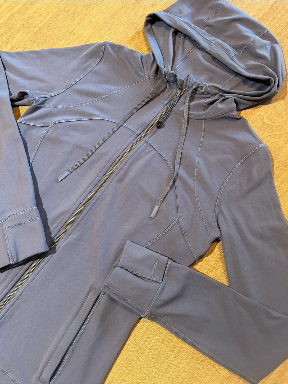 Lululemon Hooded Define Jacket Nulu - Size 6 Blue / Periwinkle